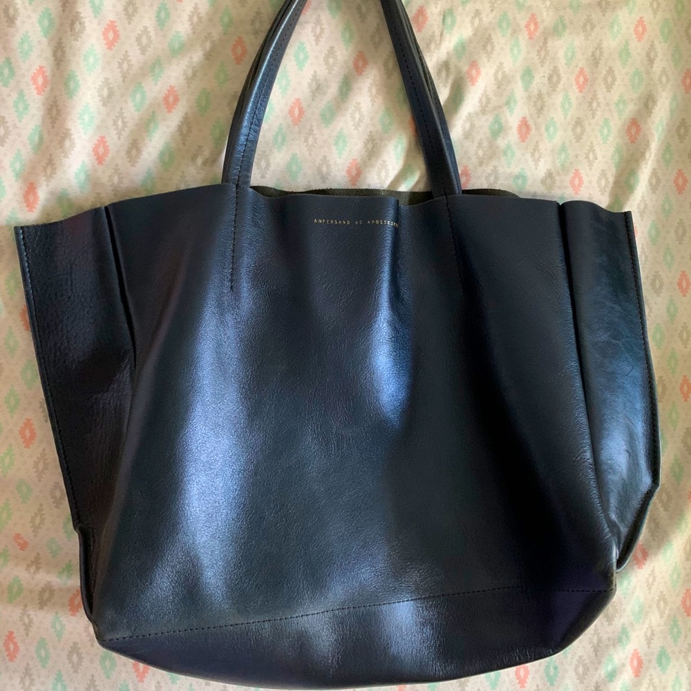 Ampersand As Apostrophe Sideways Tote